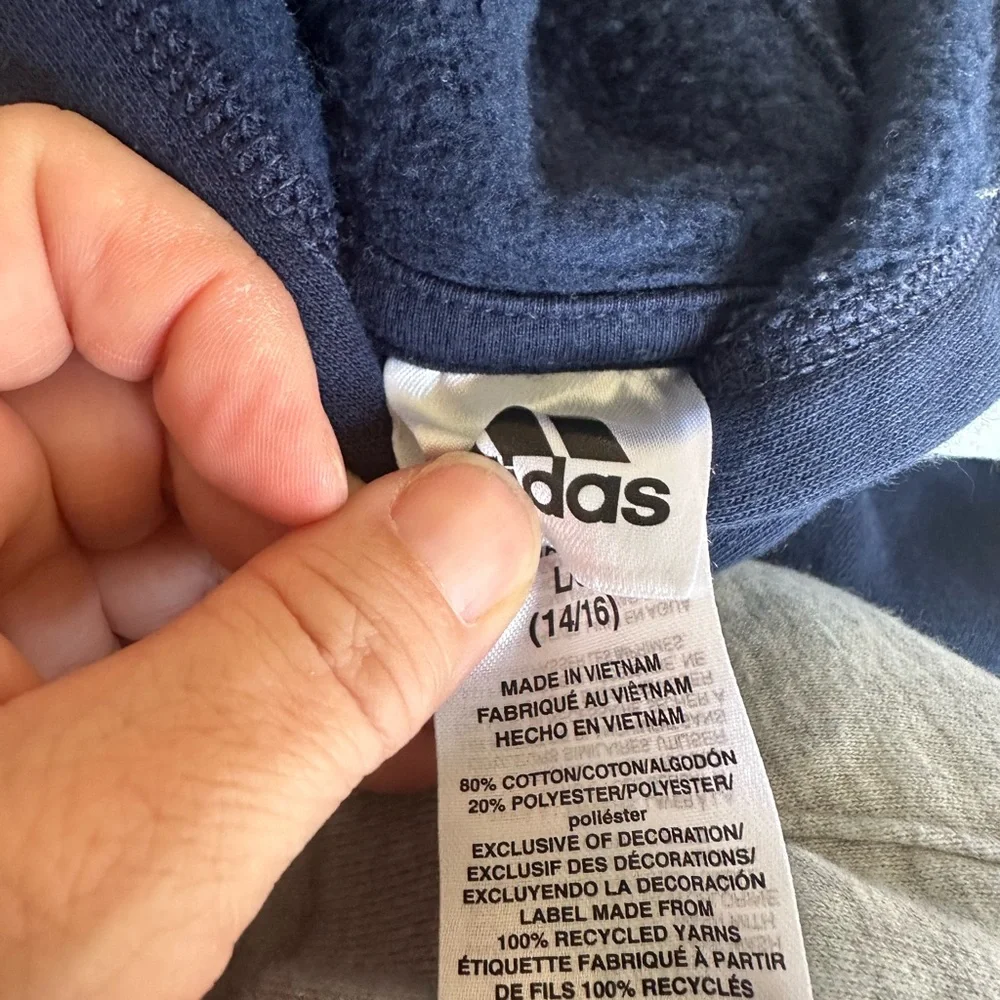 Boys Adidas hoodie pullover yl 14/16 - Picture 2 of 2